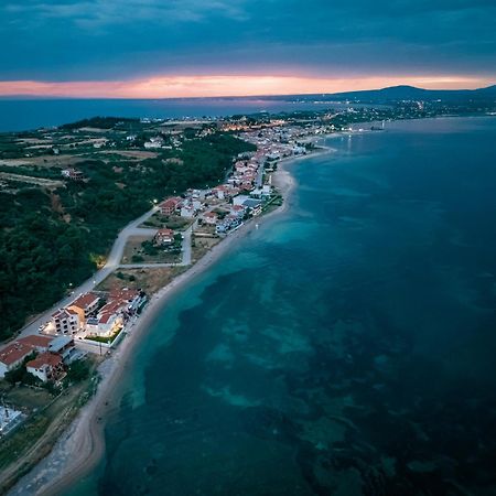 Azzurro E Verde By Rentalspro - Nea Potidaia Halkidiki เนอาโปติไดอา ภายนอก รูปภาพ